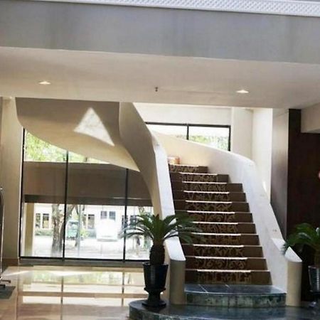 Kyriad Bumiminang Hotel Padang  Exterior foto
